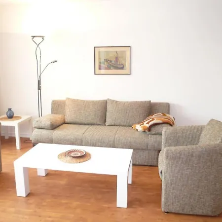 度假居 App-hoelscher-21